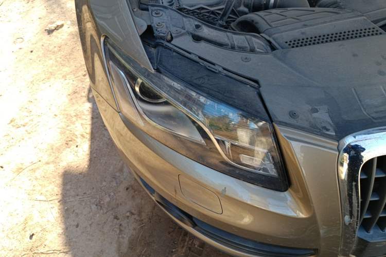 Used Audi Q5 2012 2.0TFSI Comfort Version Right Front Headlight