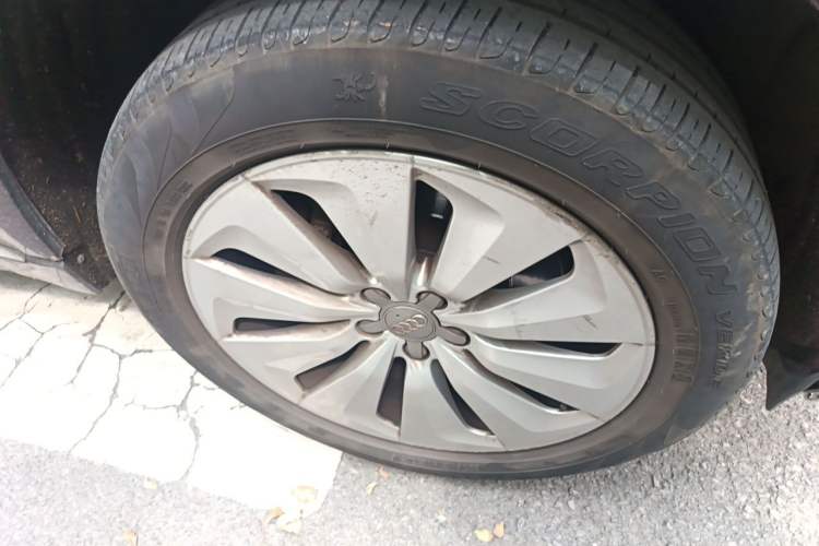 Used Audi Q5 2012 2.0TFSI hybrid Right Front Wheel Hub