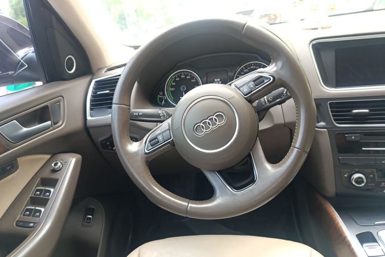 Used Audi Q5 2012 2.0TFSI hybrid Steering Wheel