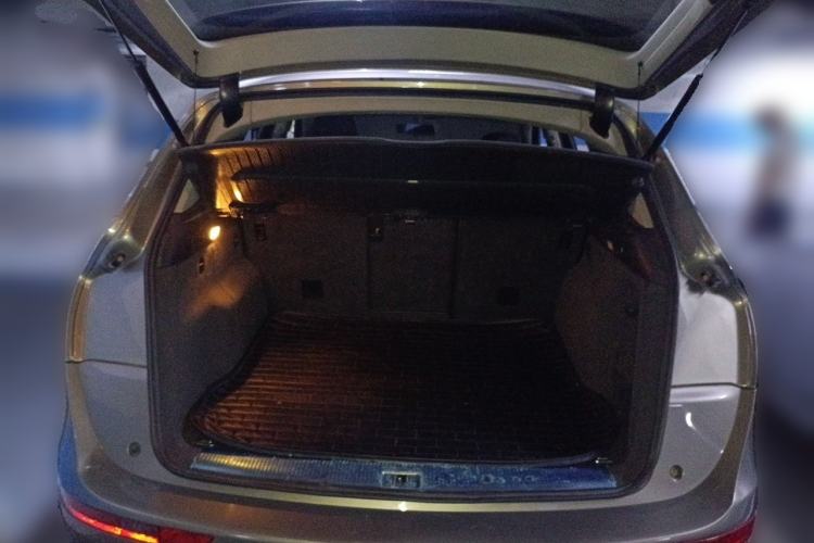 Used Audi Q5 2012 2.0TFSI Technology Model Trunk