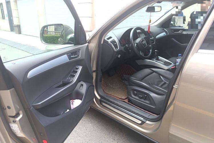 Used Audi Q5 2012 2.0TFSI Technology Model Driver Seat