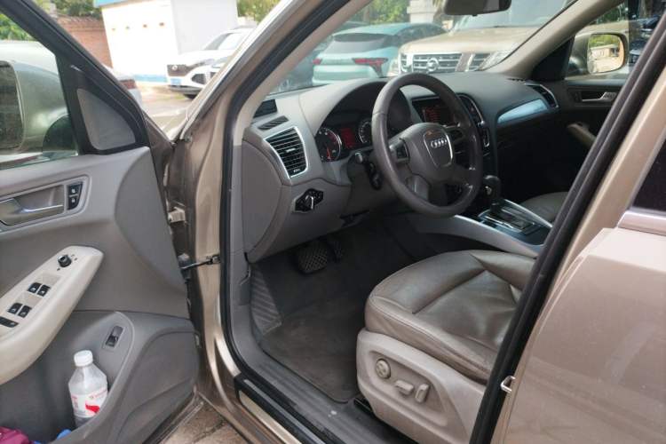 Used Audi Q5 2012 2.0TFSI Technology Model Driver Seat
