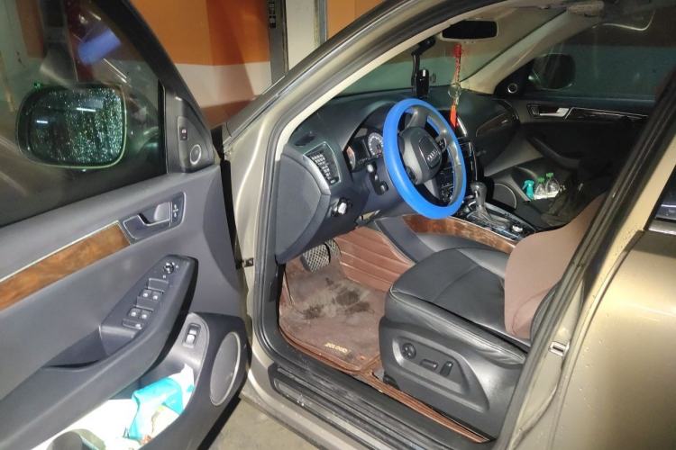 Used Audi Q5 2012 2.0TFSI Comfort Version Driver Seat