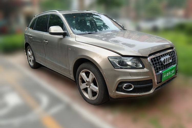 Used Audi Q5 2012 2.0TFSI Dynamic Edition Front Right 45 Deg
