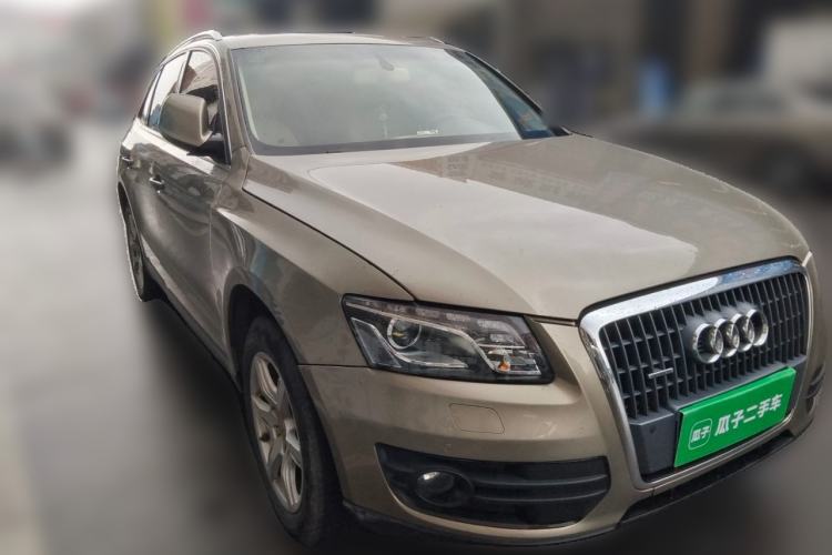 Used Audi Q5 2012 2.0TFSI Technology Model Front Right 45 Deg