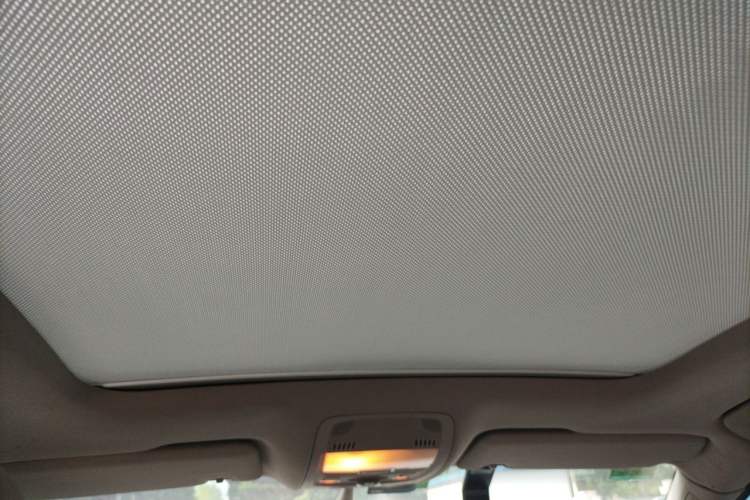 Used Audi Q5 2012 2.0TFSI Technology Model Headliner