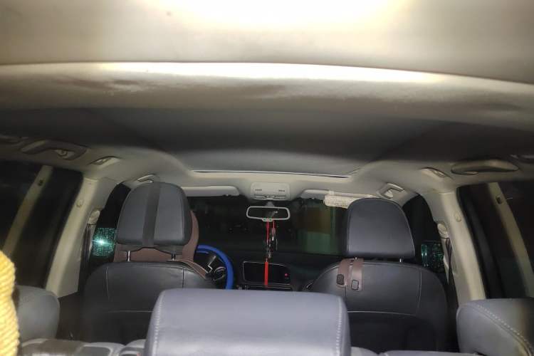 Used Audi Q5 2012 2.0TFSI Comfort Version Headliner