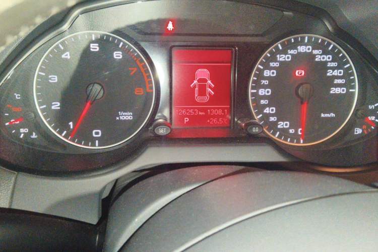 Used Audi Q5 2012 2.0TFSI Technology Model Instrument Cluster