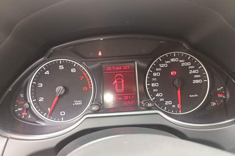 Used Audi Q5 2012 2.0TFSI Technology Model Instrument Cluster