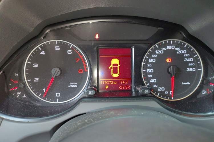 Used Audi Q5 2012 2.0TFSI Technology Model Instrument Cluster