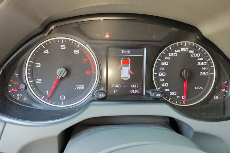 Used Audi Q5 2012 2.0TFSI Comfort Version Instrument Cluster