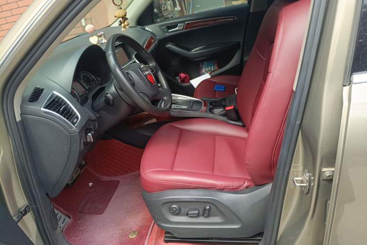 Used Audi Q5 2012 2.0TFSI Trendy Edition Left Front Seat