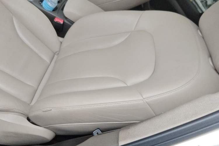 Used Audi Q5 2012 2.0TFSI Technology Model Left Front Seat