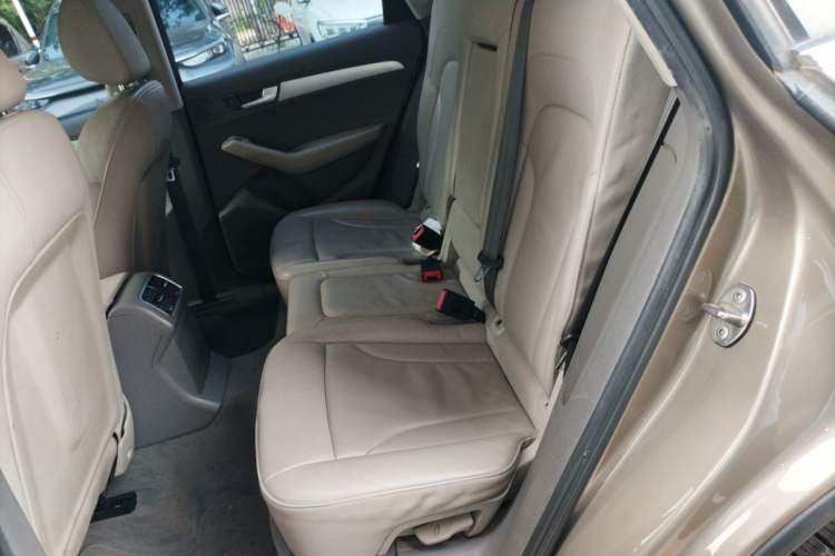 Used Audi Q5 2012 2.0TFSI Technology Model Left Rear Seat