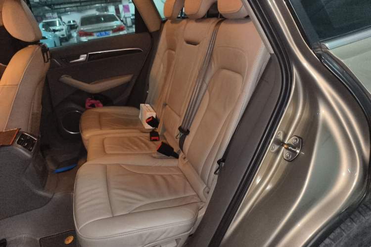 Used Audi Q5 2012 2.0TFSI Comfort Version Left Rear Seat
