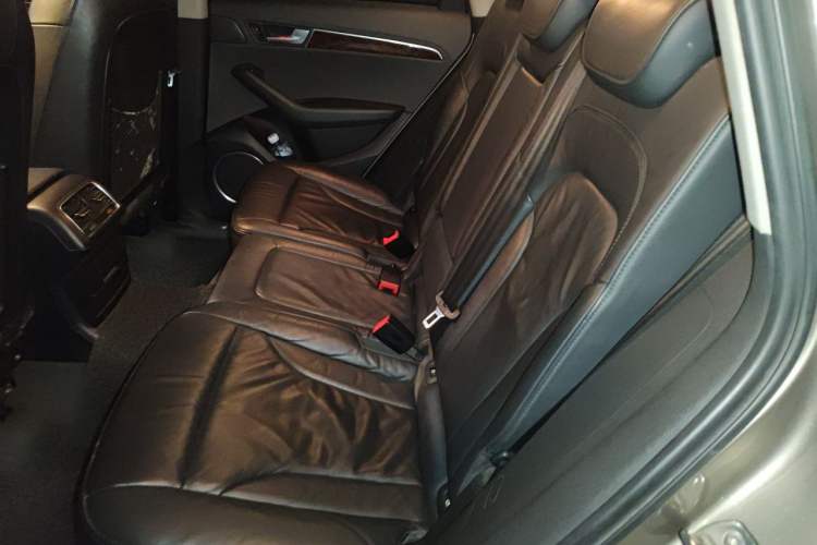 Used Audi Q5 2012 2.0TFSI Comfort Version Left Rear Seat
