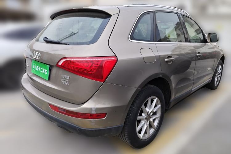 Used Audi Q5 2012 2.0TFSI Comfort Version Rear Right 45 Deg
