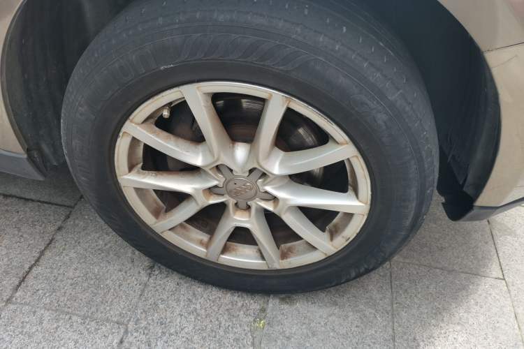 Used Audi Q5 2012 2.0TFSI Comfort Version Right Front Wheel Hub