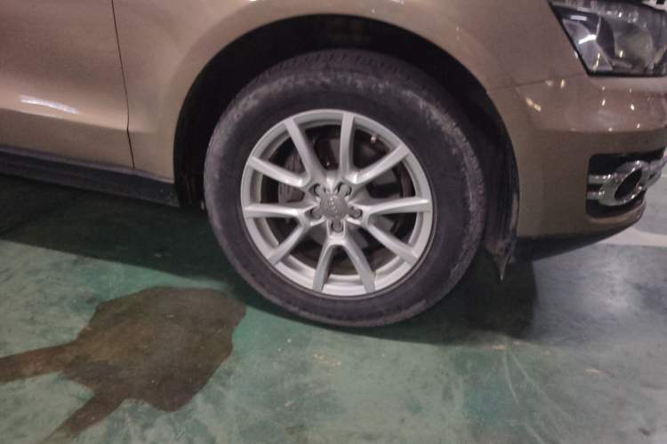 Used Audi Q5 2012 2.0TFSI Comfort Version Right Front Wheel Hub