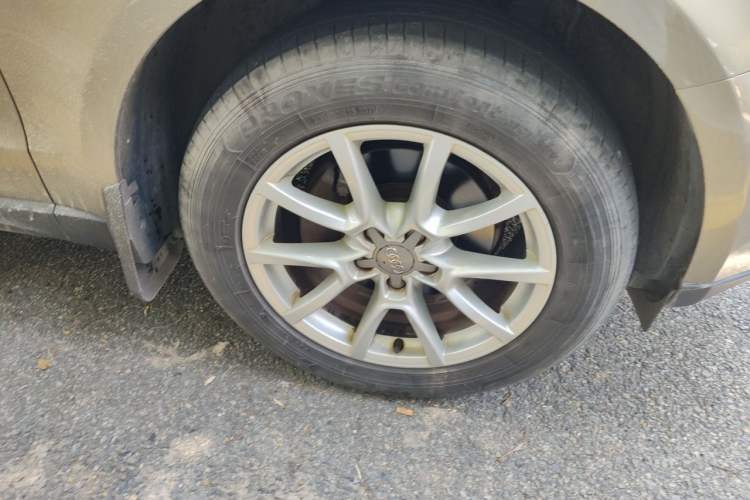 Used Audi Q5 2012 2.0TFSI Comfort Version Right Front Wheel Hub
