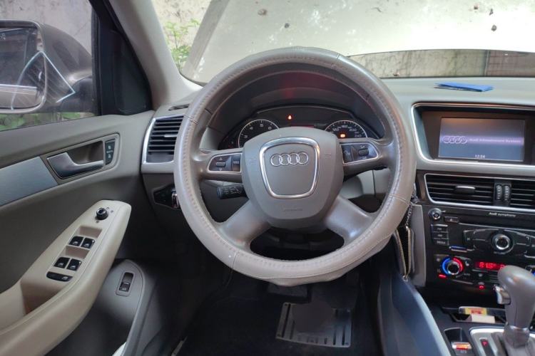 Used Audi Q5 2012 2.0TFSI Technology Model Steering Wheel
