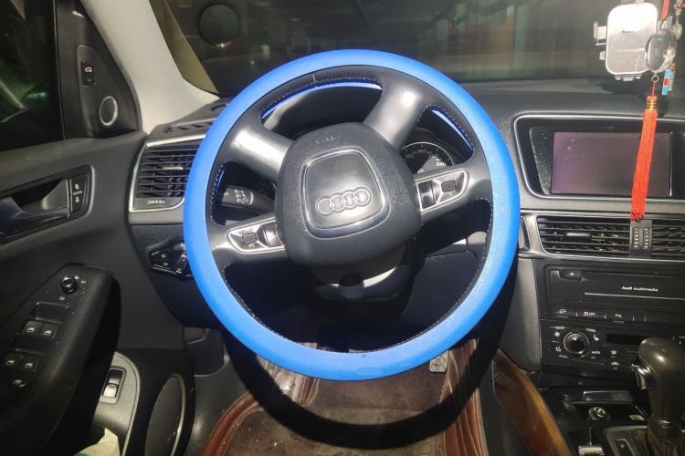 Used Audi Q5 2012 2.0TFSI Comfort Version Steering Wheel