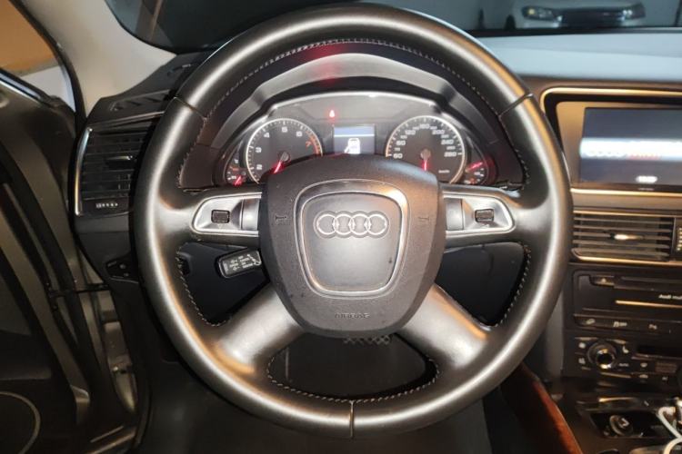 Used Audi Q5 2012 2.0TFSI Comfort Version Steering Wheel