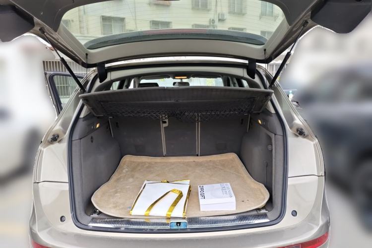 Used Audi Q5 2012 2.0TFSI Comfort Version Trunk