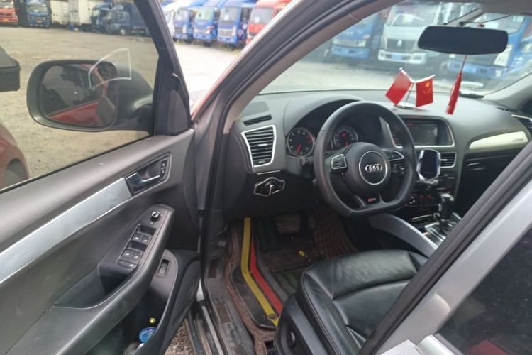 Used Audi Q5 2012 2.0TFSI Technology Model Driver Seat