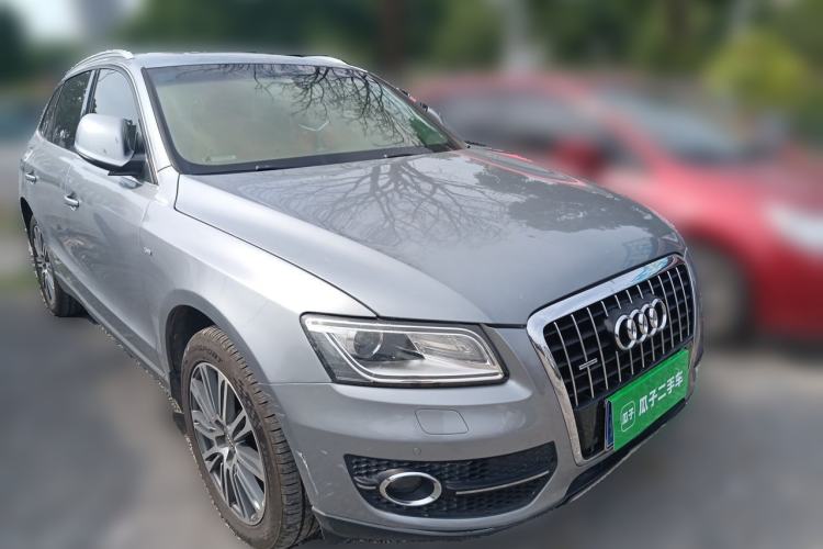 Used Audi Q5 2012 2.0TFSI Technology Model Front Right 45 Deg