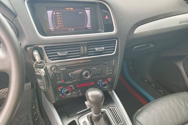 Used Audi Q5 2012 2.0TFSI Technology Model Gear Lever