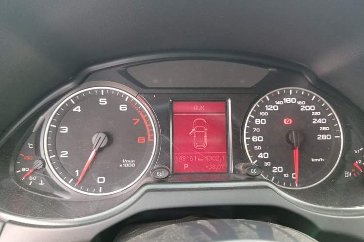 Used Audi Q5 2012 2.0TFSI Technology Model Instrument Cluster