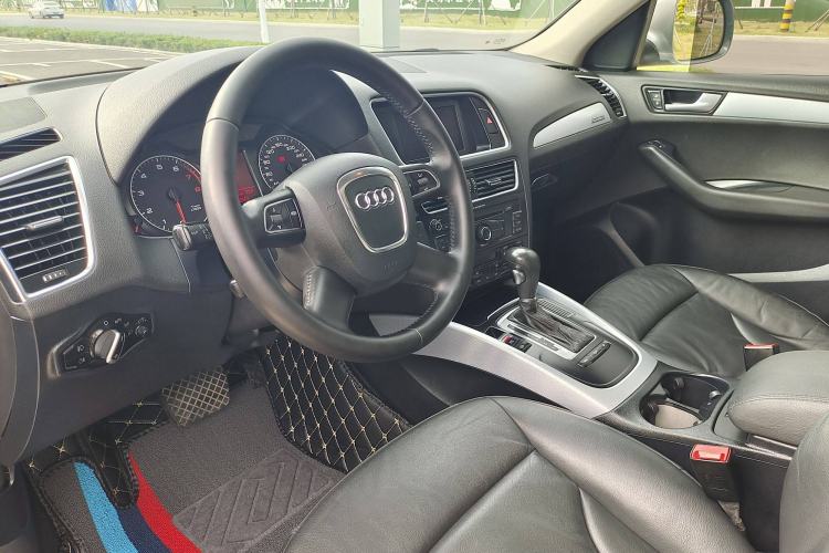 Used Audi Q5 2012 2.0TFSI Technology Model Left Front Seat