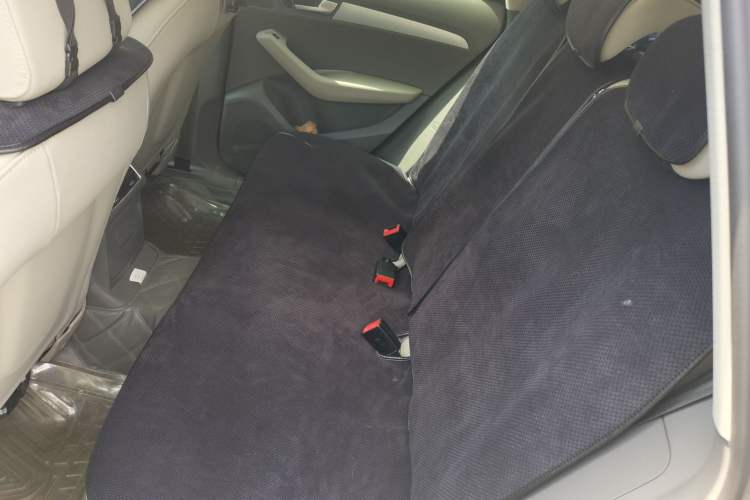 Used Audi Q5 2012 2.0TFSI Technology Model Left Rear Seat