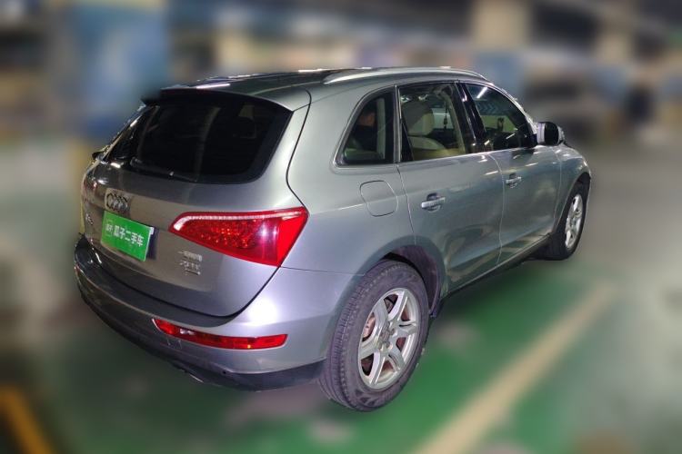 Used Audi Q5 2012 2.0TFSI Technology Model Rear Right 45 Deg