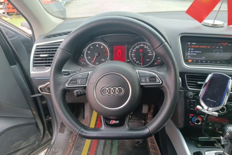 Used Audi Q5 2012 2.0TFSI Technology Model Steering Wheel