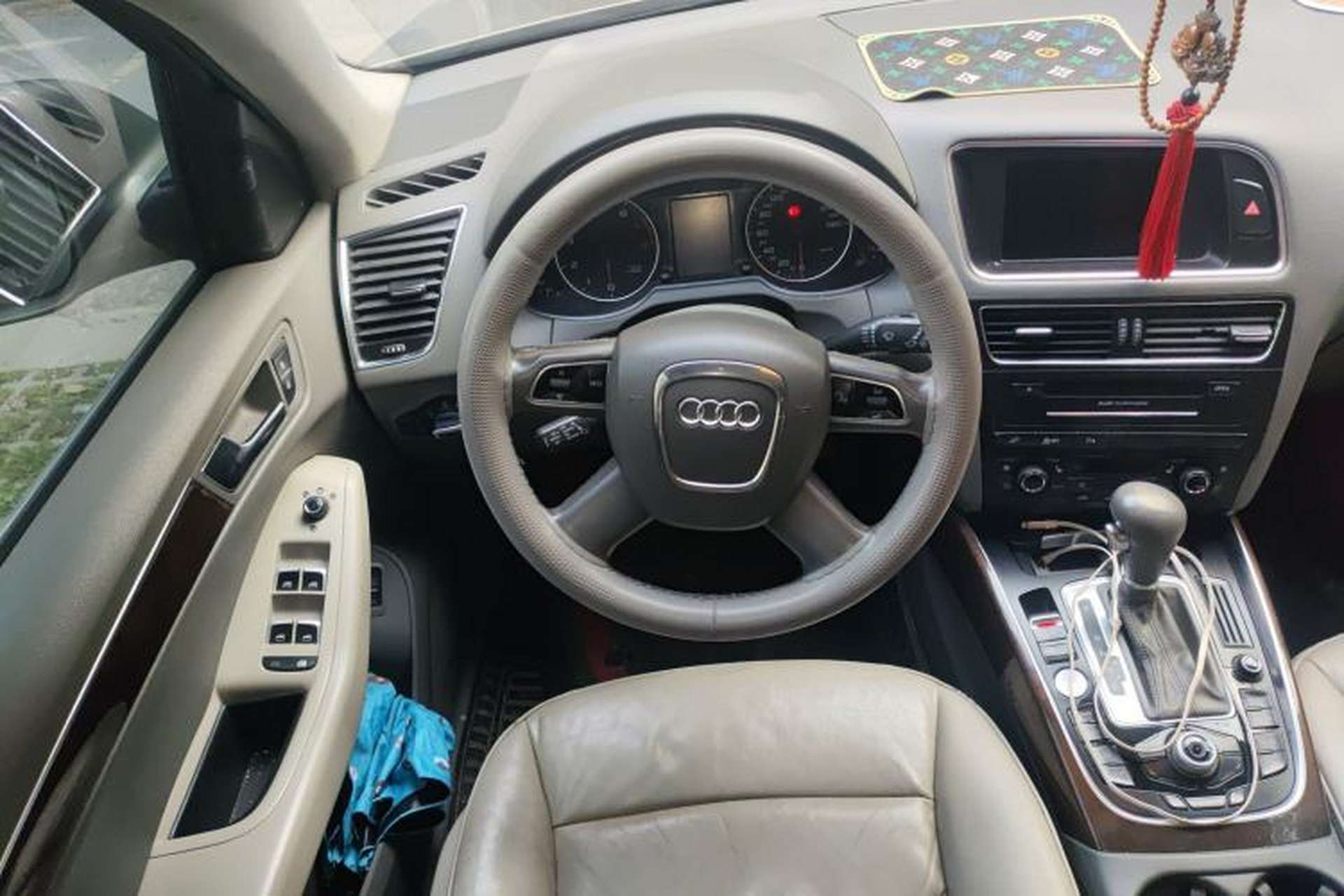 Used Audi Q5 2012 2.0TFSI Comfort Version Steering Wheel
