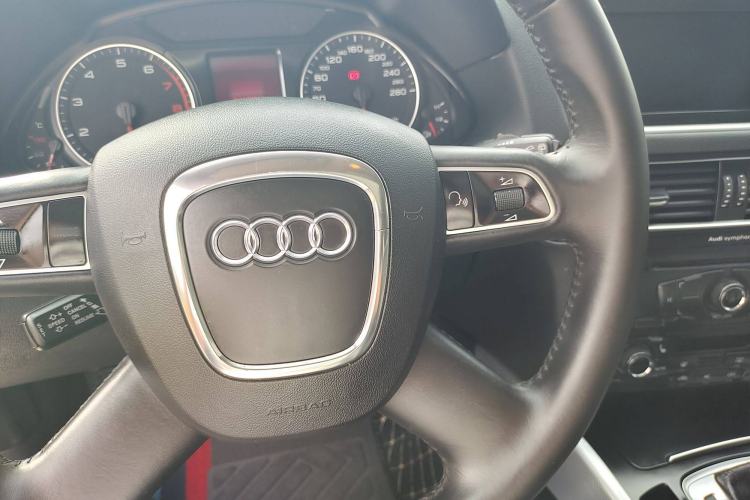 Used Audi Q5 2012 2.0TFSI Technology Model Steering Wheel