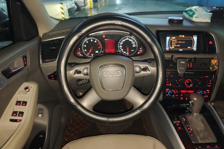 Used Audi Q5 2012 2.0TFSI Technology Model Steering Wheel
