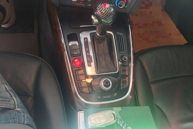 Used Audi Q5 2012 2.0TFSI Comfort Version Gear Lever
