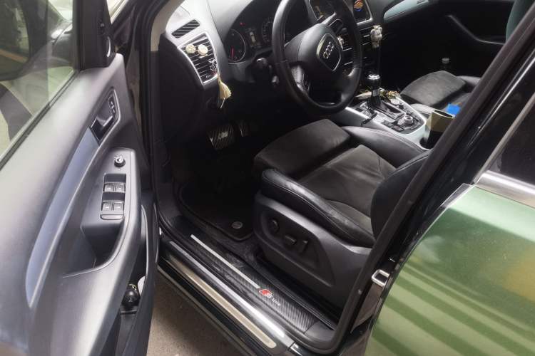 Used Audi Q5 2012 2.0TFSI Trendy Edition Driver Seat