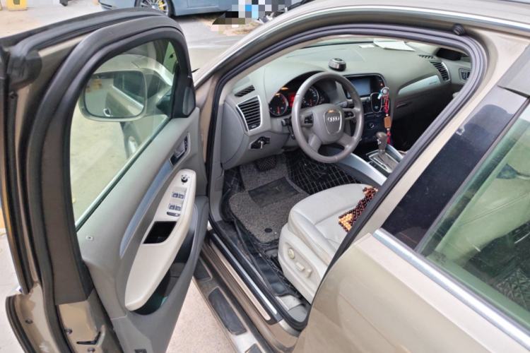Used Audi Q5 2012 2.0TFSI Technology Model Driver Seat