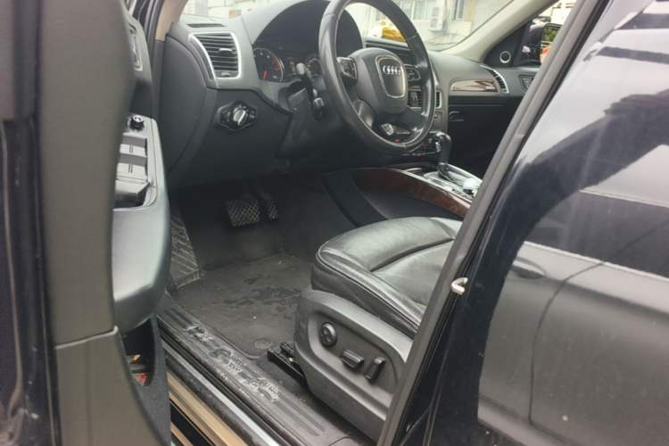 Used Audi Q5 2012 2.0TFSI Comfort Version Driver Seat