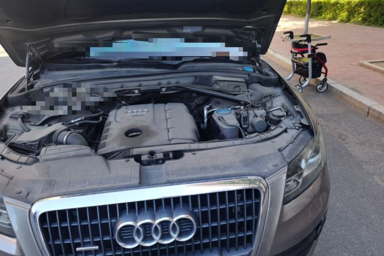 Used Audi Q5 2012 2.0TFSI Comfort Version Engine Bay Left