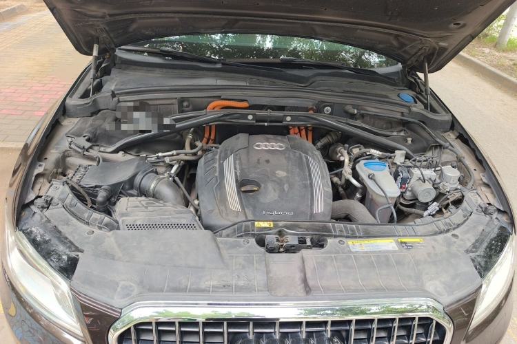 Used Audi Q5 2012 2.0TFSI hybrid Engine Bay