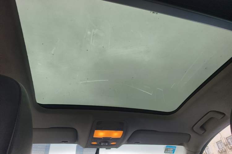 Used Audi Q5 2012 2.0TFSI Comfort Version Headliner