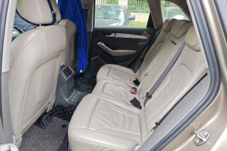 Used Audi Q5 2012 2.0TFSI Technology Model Left Rear Seat