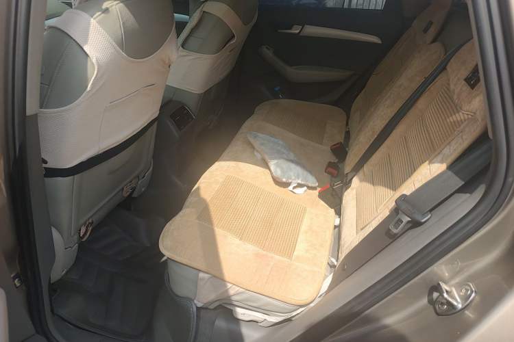 Used Audi Q5 2012 2.0TFSI Technology Model Left Rear Seat
