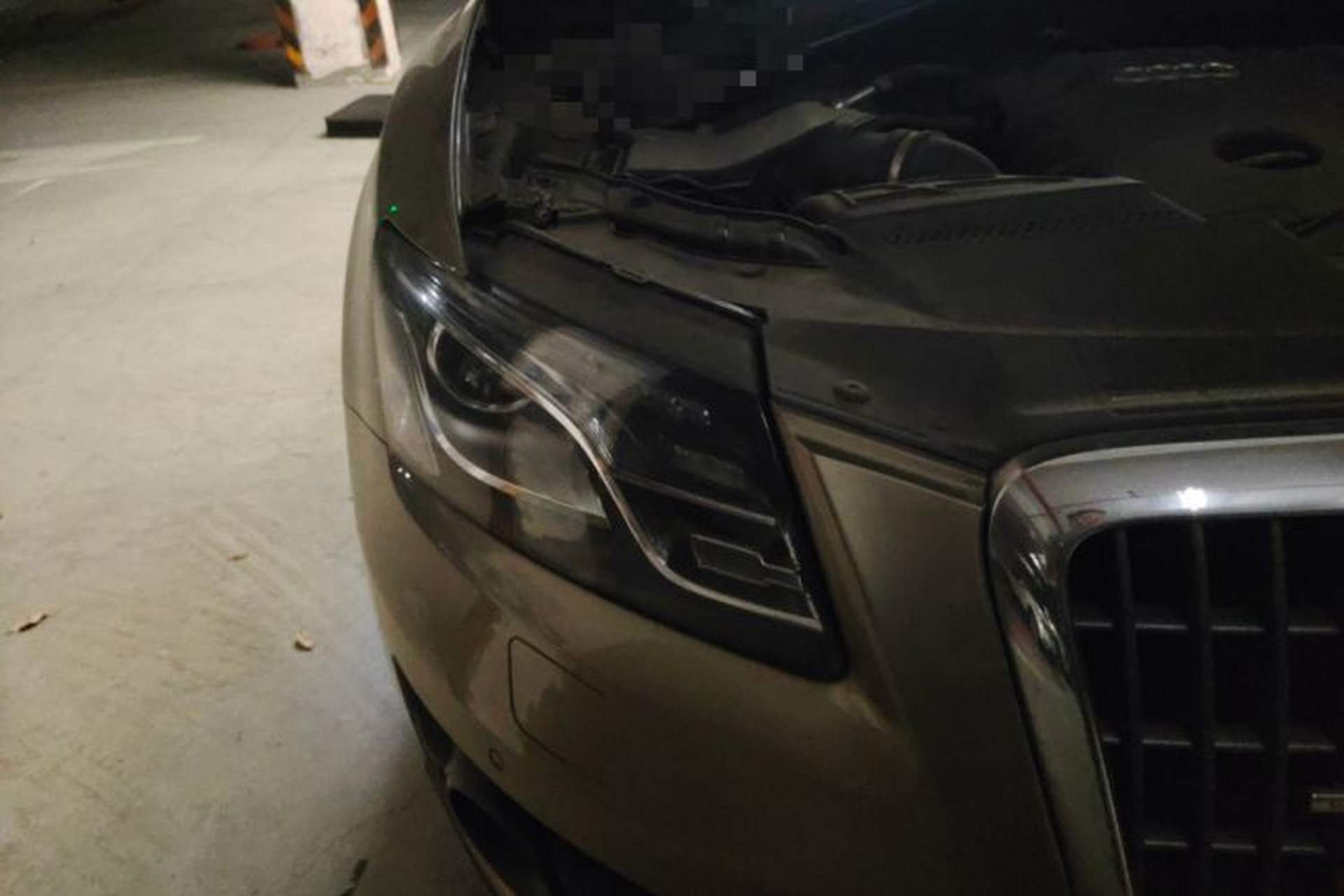 Used Audi Q5 2012 2.0TFSI Comfort Version Right Front Headlight