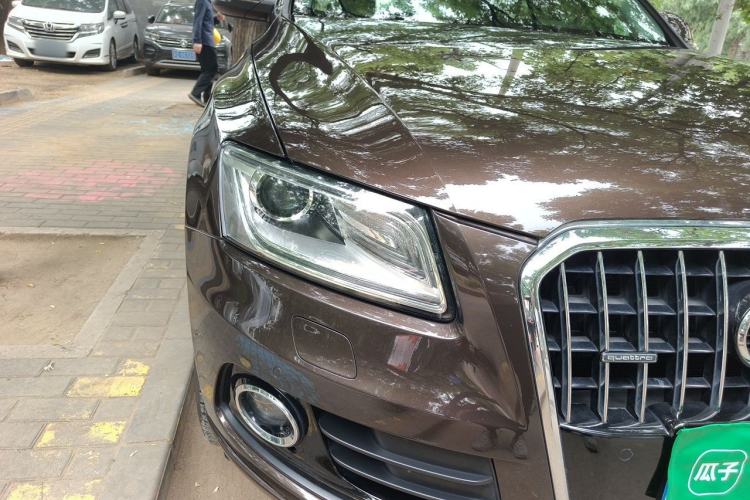 Used Audi Q5 2012 2.0TFSI hybrid Right Front Headlight